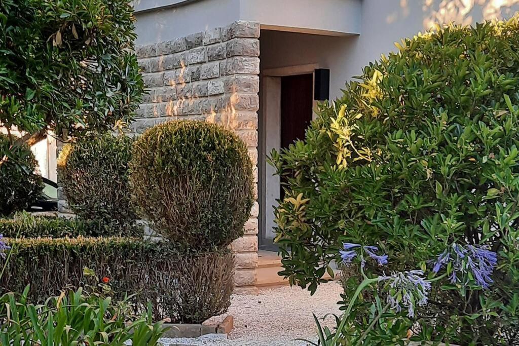 Casa Com Jardim Perto Da Praia Villa Сесимбра Екстериор снимка